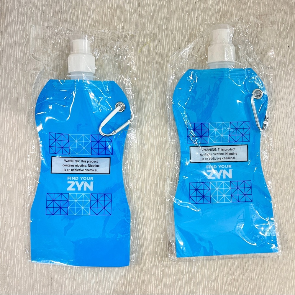 ZYN-Blue Foldable water bottle, Leak Proof Travel Bottles for Camping and Hiking